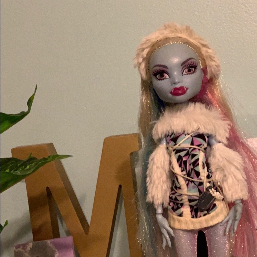 Monster High Doll: Abbey Bominable